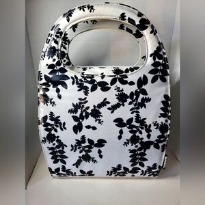 Basil Mirte Black & White Leaf Pattern Laminated Bicycle Pannier